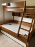木香邻上下铺床男孩高低床小户型1.2米女孩儿童床实木双层子母青少年床 高低床+书架+三抽拖床【深色】 下铺1.35*1.9米，上铺1.05*1.9米 实拍图