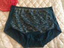 【5条盒装】完美情侣女士棉质性感中腰蕾丝内裤 收腹提臀女式三角裤 E款大红+浅豆沙+酒红+黑色+中啡 均码(1尺8-2尺5) 实拍图