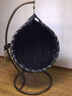 家友福 吊篮 室内户外休闲藤艺摇摇篮秋千挂椅 阳台卧室单人鸟巢懒人躺吊椅 黑色+大红沙发型坐垫 实拍图