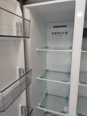 美的冰箱BCD-550WKPZM(E)怎么样,不得不说真实优缺点!!!【测评大揭秘