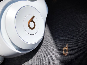 质量揭秘三个月前买了Beats Studio3 Wireless怎么样？千万不要上当！
