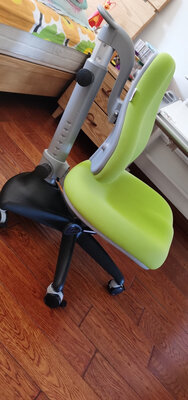 后悔死了,康朴乐儿童学习桌怎么样呢?【用户爆料】