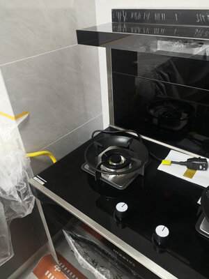 深度评测荣飞集成灶和荣事达集成灶哪个好什么区别？使用一个月感受分析！