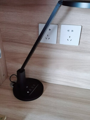 反馈揭露欧普护眼台灯怎么样，用后三个月感受