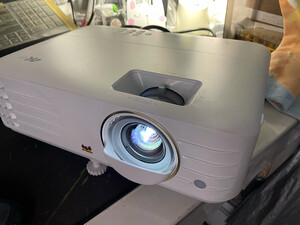 优派 PX701-4K Pro 投影仪好不好真实使用后悔吗？,千万不要被忽悠了!