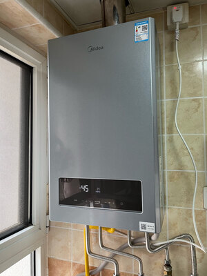 如何说真实:美的冷凝式燃气壁挂炉如何解好不好,使用二个月感受 – 对