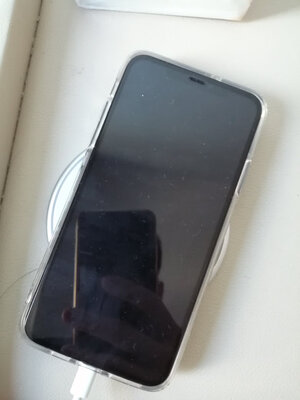 实力大比拼：苹果iphone12和华为p40比较区别哪个好？优缺点总结分析！！