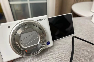 索尼zv1对比理光gr3索尼zv1和a6400选哪个