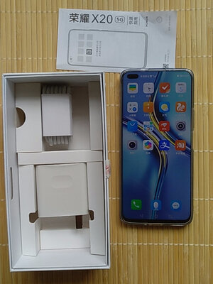 华为荣耀v10与x20哪个更好,荣耀v30和荣耀x20性价比 -品牌评测街评测