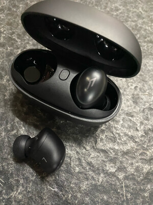 �����ʸУ����ŷǳ���...