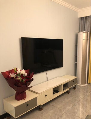 ��ϲ����һ����ӣ�ɫ...