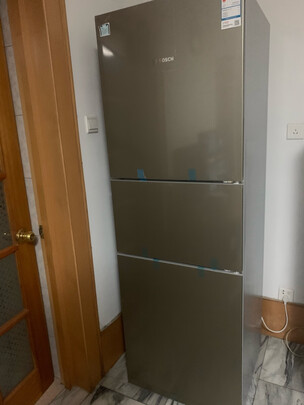 入手剖析博世BCD-306W(KGH32A2Q0C)冰箱怎么样？质量如何？