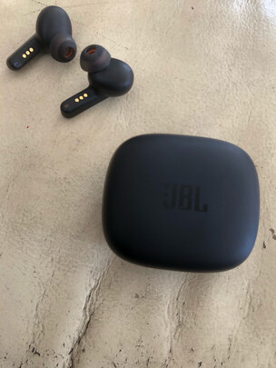 入手必看!JBL LIVE PRO+TWS耳机评测怎么样？评测质量差不差