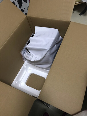 真实解析惠威m200和jbl cm220哪个好？分析有没有区别
