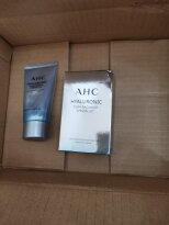 AHC透明质酸小神仙水水乳礼盒6件套爽肤水180ml+乳液180ml评测哪款质量更好,质量到底怎么样好不好