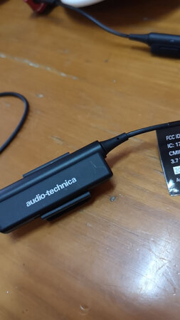 做工质感：有划痕，差评。
其他特色：这个时间很诡异