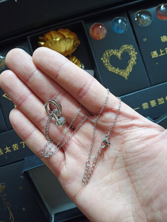 这做工，属实有点过不去啊。。。真心给不上好评