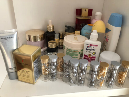 适合人群：干性
使用方式：眼周涂
淡纹能力：不错
抗皱能力：不错