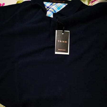 很喜欢京东！这两个月在京东上给爸爸买了两次衣服了，他都很喜欢！开心！简单晒了两个宝贝图，老爸不肯我给他拍照！！衣服质量都很不错！才子男装在我爸妈的眼里知名度和可信度都是很高的！所以穿出去也很大大方方的！很棒！下次还会回购的！