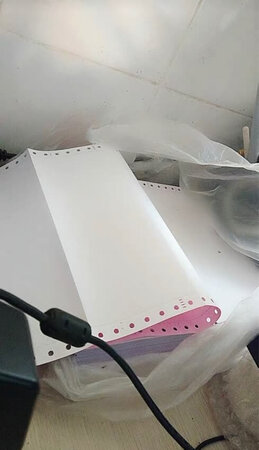 其他特色：物流很好，下雨天师傅也是准时送达，纸张坚韧好用，80g纸张相较于70g纸张的厚度要好很多，打印出来的东西字体清晰度，饱和度，彩打的颜色什么都对纸张要求较高，所以这款80g纸很好，推荐购买一直用得力的纸，纸的质量非常不错，厚薄适中，与描述的完全一致，非常满意,真的很喜欢，完全超出期望值，发货速度非常快，包装非常仔细、严实，物流公司服务态度很好，运送速度很快，很满意的一次购物
