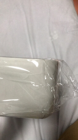 东西看起来是还不错的，就是直接塑料袋装的，收到货发现有个裂了，只好退货了