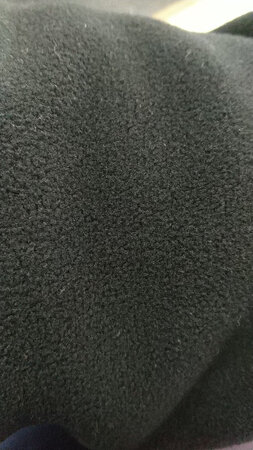 里绒外绒，超薄却超暖，比那种羽绒服好太多了，而且够大，对我们这种厚脂肪的太舒服了