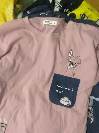 衣服穿着大小正好合适，面料也很舒服，就是有太多的线头了?