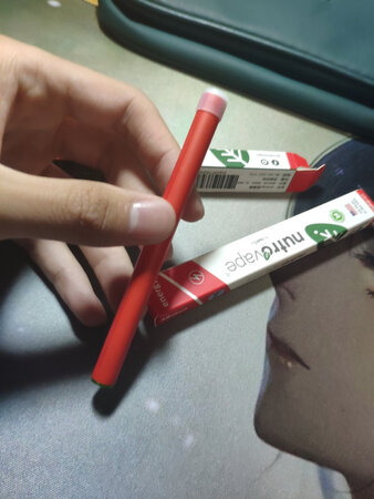 味道还行，气味很香。期待效果！?????????????