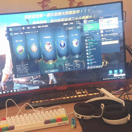 不错不错 配上买的键帽很好看