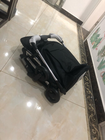 还不错很喜欢 虽然没有什么赠品 车子还行