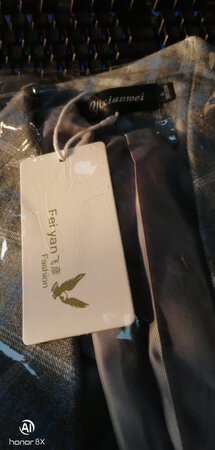 版型很好，喜欢，就是买小了一号，申请换大一号了，期待