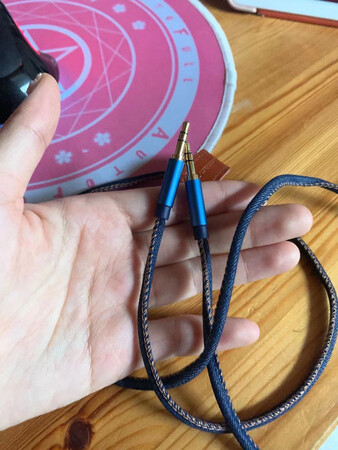最近买了很多绿联的产品，性价比很高，做工也很不错。