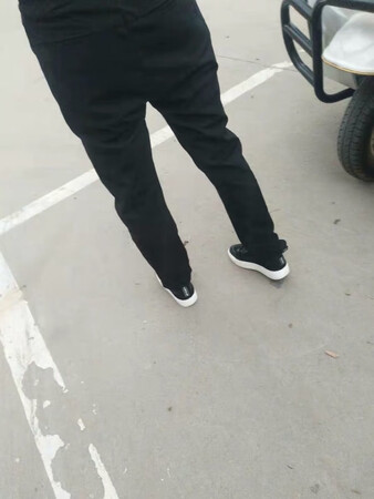 那确实不错，吸汗透气，这个价格太实惠了，上身效果超好