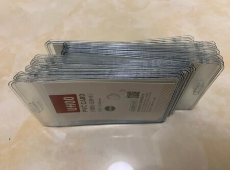 做工质感：比较上档次～质感很好～做工精良～哈哈哈～
尺寸大小：比我想象的要小一点～不过也挺好的～合适～
耐用度：还没有开始使用～希望可以耐用一点～使用的久一点～等用了一段时间再来评价吧～
产品设计：设计不错～方便简单～挺好的～好评哦～
其他特色：物流很给力～哈哈哈～京东速度～哈哈哈