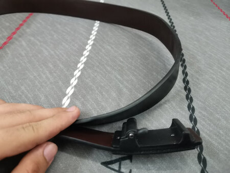 商品与图片符合，非常喜欢这种款式，用起来方便，摸起来质量也不错不会有那种廉价感，给个好评