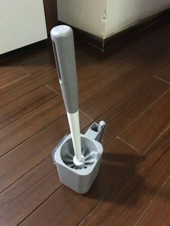 跟照片一样，还没启用，感觉质量还不错的