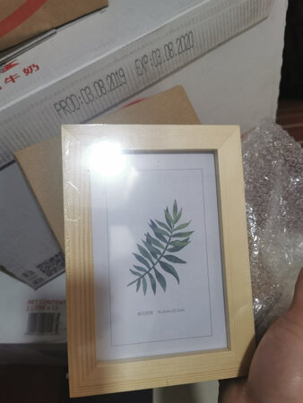 送货速度非常快，双11第2天就收到了，东西很好，嗯，质量看上去还不错。