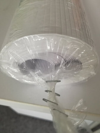 就拍了一张，可以看看是怎么样的，纸质不算厚，培训用的还可以吧