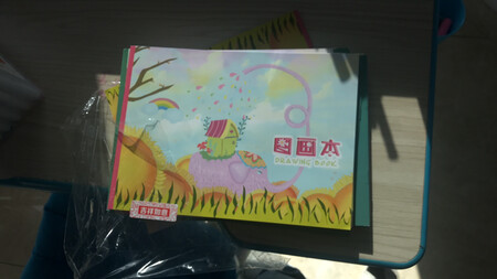 很好用，孩子很喜欢，往学校带很方便，价格便宜