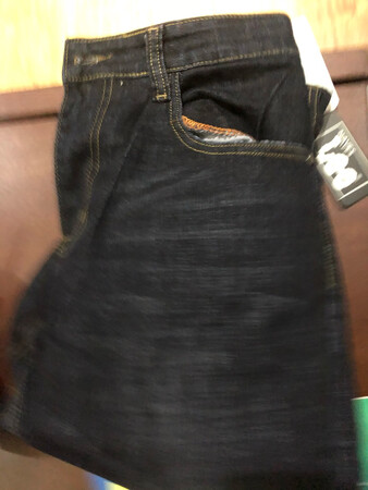 超值的一款，上身效果很好，很舒服有弹性。感谢卖家细心周到的服务。