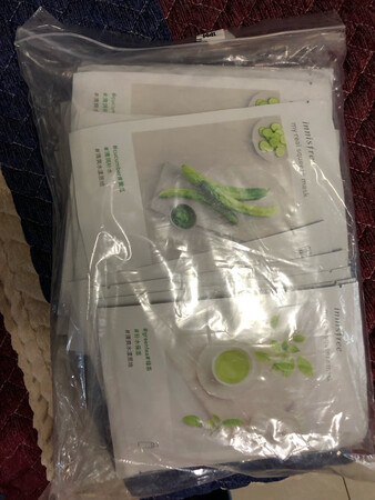 经常用这个面膜，价廉物美，用后比较舒服。