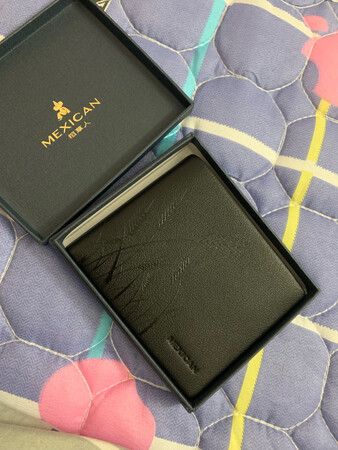 外观颜值：外观很好看 摸起来舒服 质量是没问题。值得购买哦