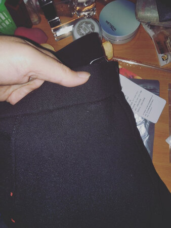 手感很好，绒毛很软很舒服，希望质量好点，穿过再来追评?