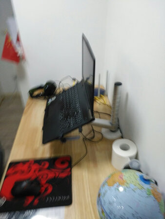 产品包装：专业
材质做工：算扎实的 
外观设计：简洁明了
安装操作：轻松  
使用效果：我的颈椎有救了