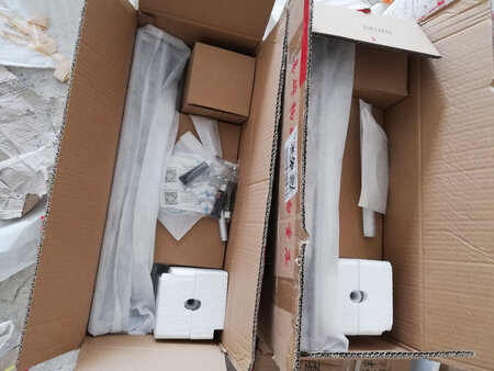 质量很好，看上去很耐用，也耐脏。