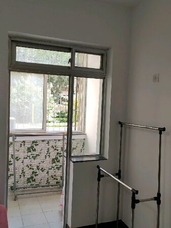 非常好用，但是有点气味，效果很好。非常好用，但是有点气味，效果很好。