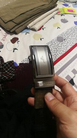 非常好的一条皮带，做工精细，皮质好，上档次