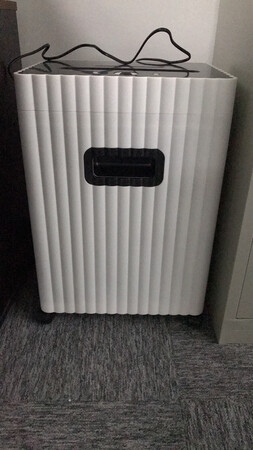 包装保护：包装很好，没有破损
碎纸效果：碎纸效果跟图片看到的一样，全都米粒状，几乎无法复原
外形外观：外观好看，手感不错
运行声音：感觉声音似乎有一丢丢大
操作方式：操作简单，方便易懂
产品性能：好评