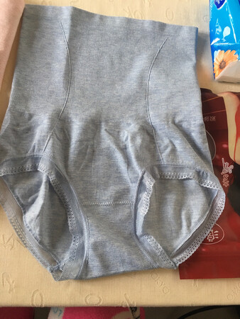 料子摸上去还是很好的，以后还会光顾购买，