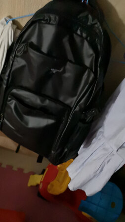 款式好看，质量保证，拉链顺畅，